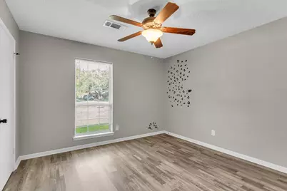 3937 Tumbleweed Lane, Baytown, TX 77521 - Photo 16