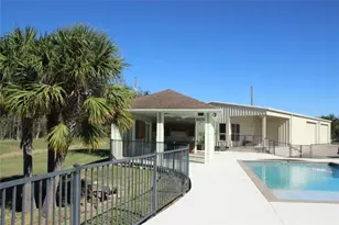 2904 Red Bluff Rd, Seabrook, TX 77586 - Photo 2