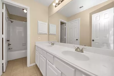 323 N Esplanade Lane, Stafford, TX 77477 - Photo 30