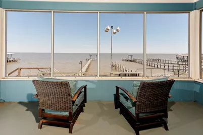 3723 Bayshore Drive, Bacliff, TX 77518 - Photo 14