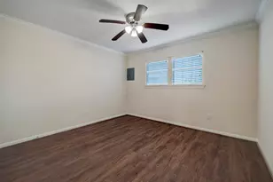 214 W 17th St, Houston, TX 77008 - Photo 4