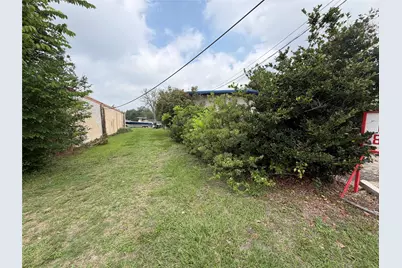 224 E Main Street, Clute, TX 77531 - Photo 4