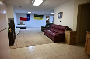 224 E Main St, Clute, TX 77531 - Photo 22