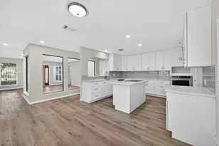 12319 Ella Lee Ln, Houston, TX 77077 - Photo 22