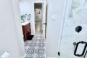7146 Bayou Forest Dr, Houston, TX 77088 - Photo 18