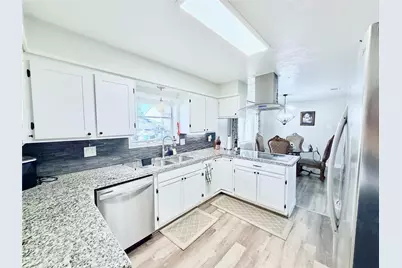 7146 Bayou Forest Drive, Houston, TX 77088 - Photo 6