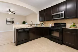 1602 Grable Cove Ln, Spring, TX 77379 - Photo 2