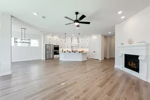 1015 Windy Creek Path, Conroe, TX 77304 - Photo 6