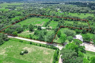 2380 County Rd 155, Alvin, TX 77511 - Photo 2