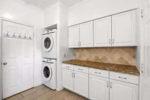 2409 North Blvd, Houston, TX 77098 - Photo 8