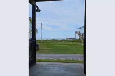 903 S Cove, Crystal Beach, TX 77650 - Photo 38