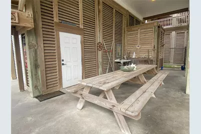 903 S Cove, Crystal Beach, TX 77650 - Photo 42