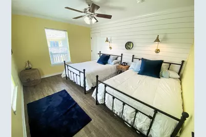 903 S Cove, Crystal Beach, TX 77650 - Photo 20