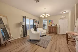 13 N Heritage Oaks Dr, Texas City, TX 77591 - Photo 12