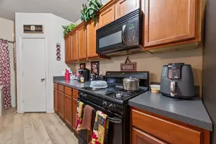 13 N Heritage Oaks Dr, Texas City, TX 77591 - Photo 10