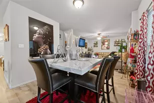 13 N Heritage Oaks Dr, Texas City, TX 77591 - Photo 4