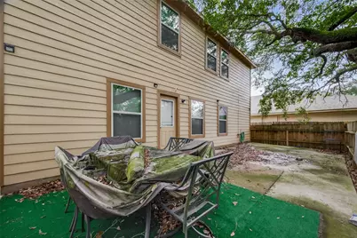 13 N Heritage Oaks Drive, Texas City, TX 77591 - Photo 8