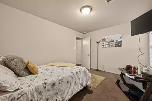 13 N Heritage Oaks Dr, Texas City, TX 77591 - Photo 32