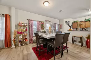 13 N Heritage Oaks Dr, Texas City, TX 77591 - Photo 8