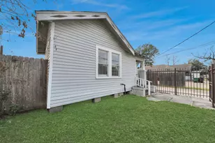 2820 Holman St, Houston, TX 77004 - Photo 30