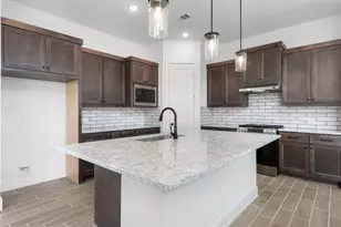 11812 Benes Dr, Mont Belvieu, TX 77523 - Photo 16