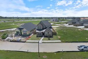 11812 Benes Dr, Mont Belvieu, TX 77523 - Photo 4