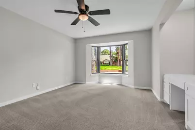 10006 Candlewood Drive, Houston, TX 77042 - Photo 22
