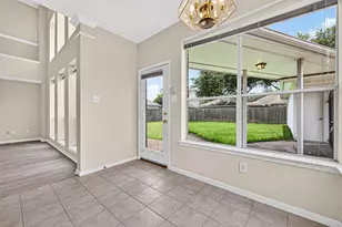 12330 Shadow Green Dr, Houston, TX 77082 - Photo 6
