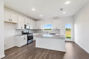 13038 Sarah Spgs Wy, Magnolia, TX 77354 - Photo 6