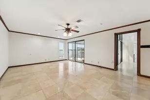 2414 Baycrest Dr, Houston, TX 77058 - Photo 30