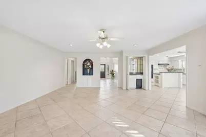 15 Sterling Street, Sugar Land, TX 77479 - Photo 6