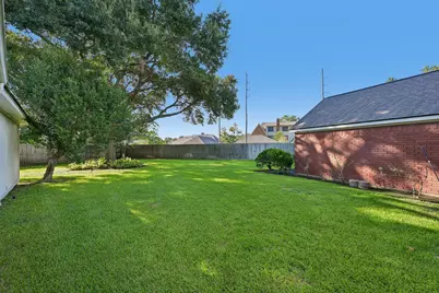 15 Sterling Street, Sugar Land, TX 77479 - Photo 42