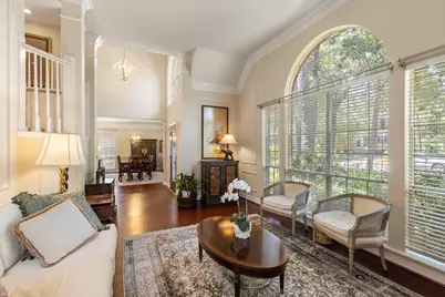 63 Driftoak Circle, The Woodlands, TX 77381 - Photo 8