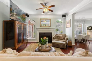 63 Driftoak Cir, The Woodlands, TX 77381 - Photo 12