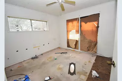 1909 Avenue C, Bay City, TX 77414 - Photo 8