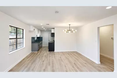 829 Canfield Street, Liberty, TX 77575 - Photo 6