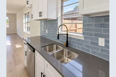 829 Canfield Street, Liberty, TX 77575 - Photo 22