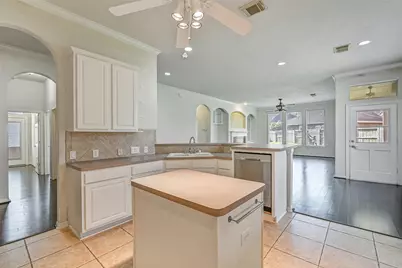 1448 N Riviera Circle, Pearland, TX 77581 - Photo 14