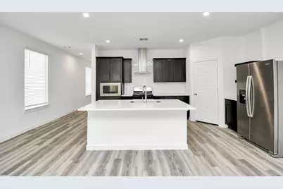 12316 Basilwood Drive, Houston, TX 77047 - Photo 6