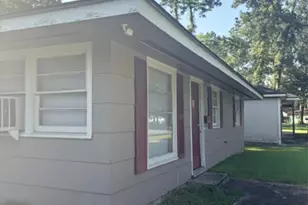 5270 Spencer Dr, Beaumont, TX 77708 - Photo 6