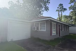 5270 Spencer Dr, Beaumont, TX 77708 - Photo 4