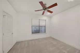818 Lester St, Houston, TX 77007 - Photo 8