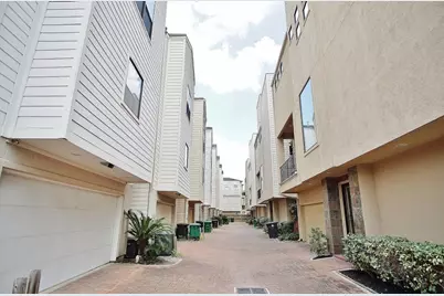 818 Lester Street, Houston, TX 77007 - Photo 24