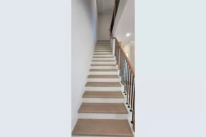 1033 North Ln Lane #B, Houston, TX 77088 - Photo 16