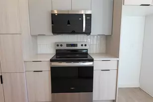 1033 North Ln Ln, Houston, TX 77088 - Photo 10