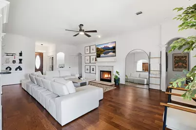 12806 Shadow Canyon Lane, Pearland, TX 77584 - Photo 8