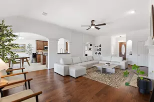 12806 Shadow Canyon Ln, Pearland, TX 77584 - Photo 6