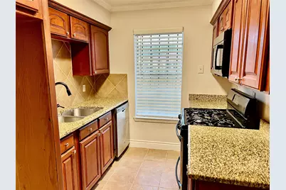 12110 Murr Way, Houston, TX 77048 - Photo 8