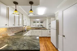 13711 Crickett Hollow Dr, Houston, TX 77069 - Photo 12