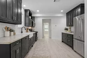 3411 Simmons St, Houston, TX 77004 - Photo 4